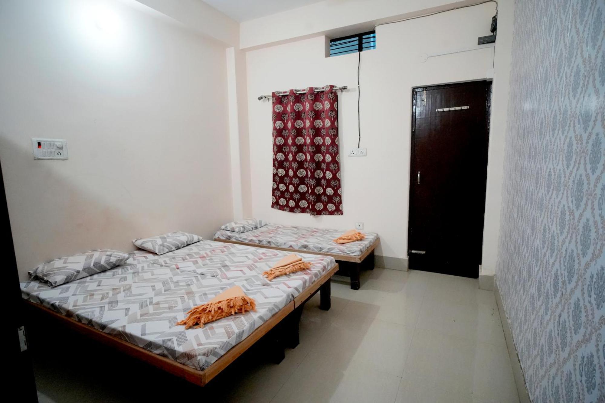 Banaras Gully House 500 Ft From The Ghats Benares Buitenkant foto
